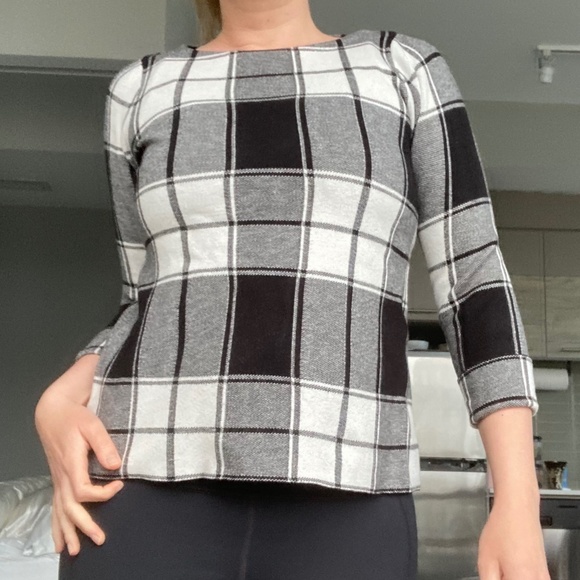 Pretty tartan/plaid sweater - Size XS - Picture 6 of 6